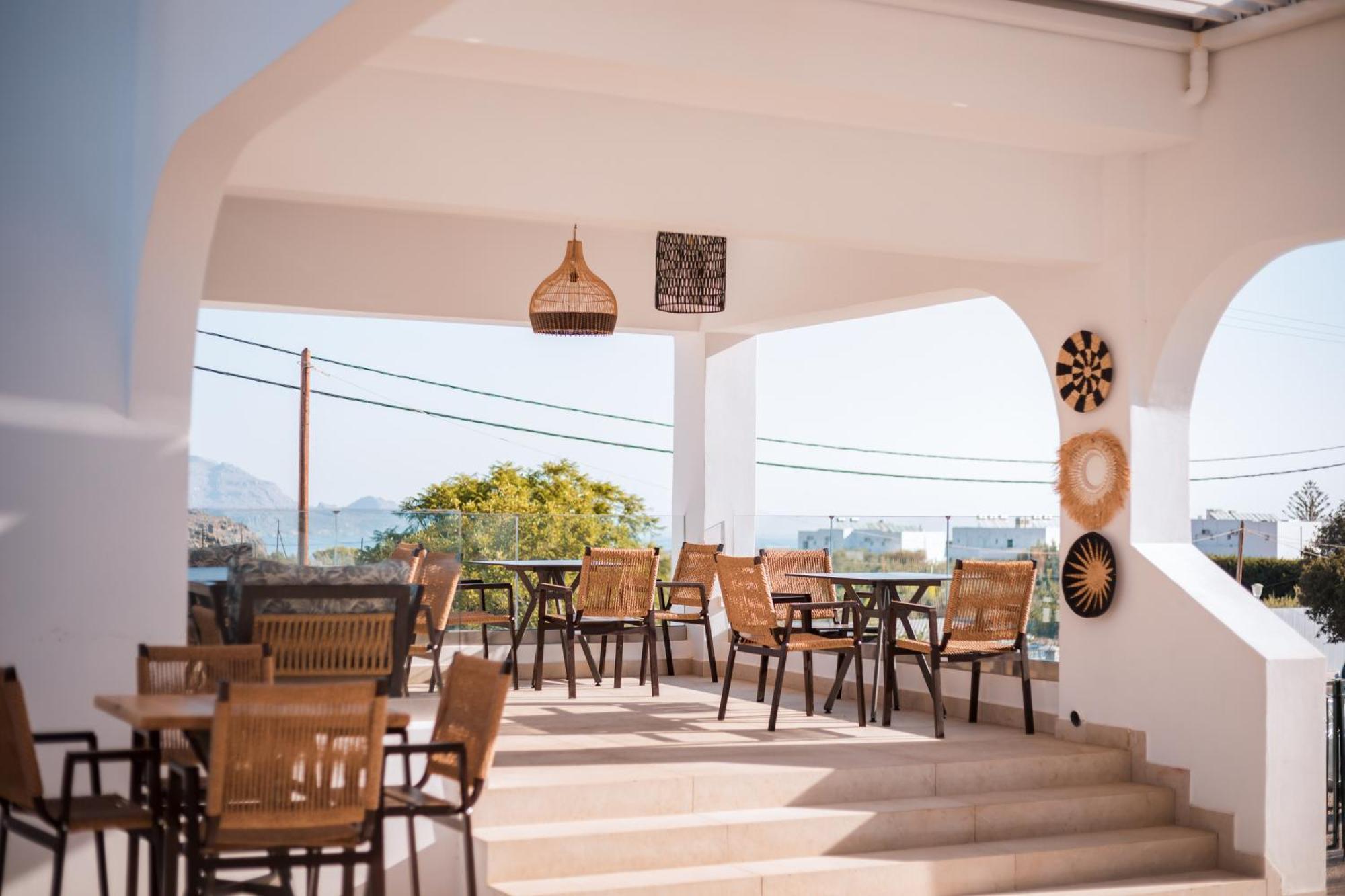 Lambis Studios & Apartments Lindos  Extérieur photo